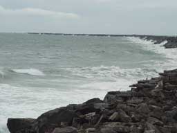 The Jetty protecting the mouth of the Columbia River at Fort Stevens.